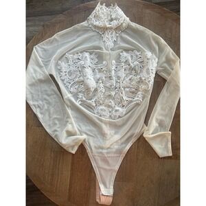 Caché Mesh Butter Yellow Sleeve Embroidered Mock Neck Top Size S